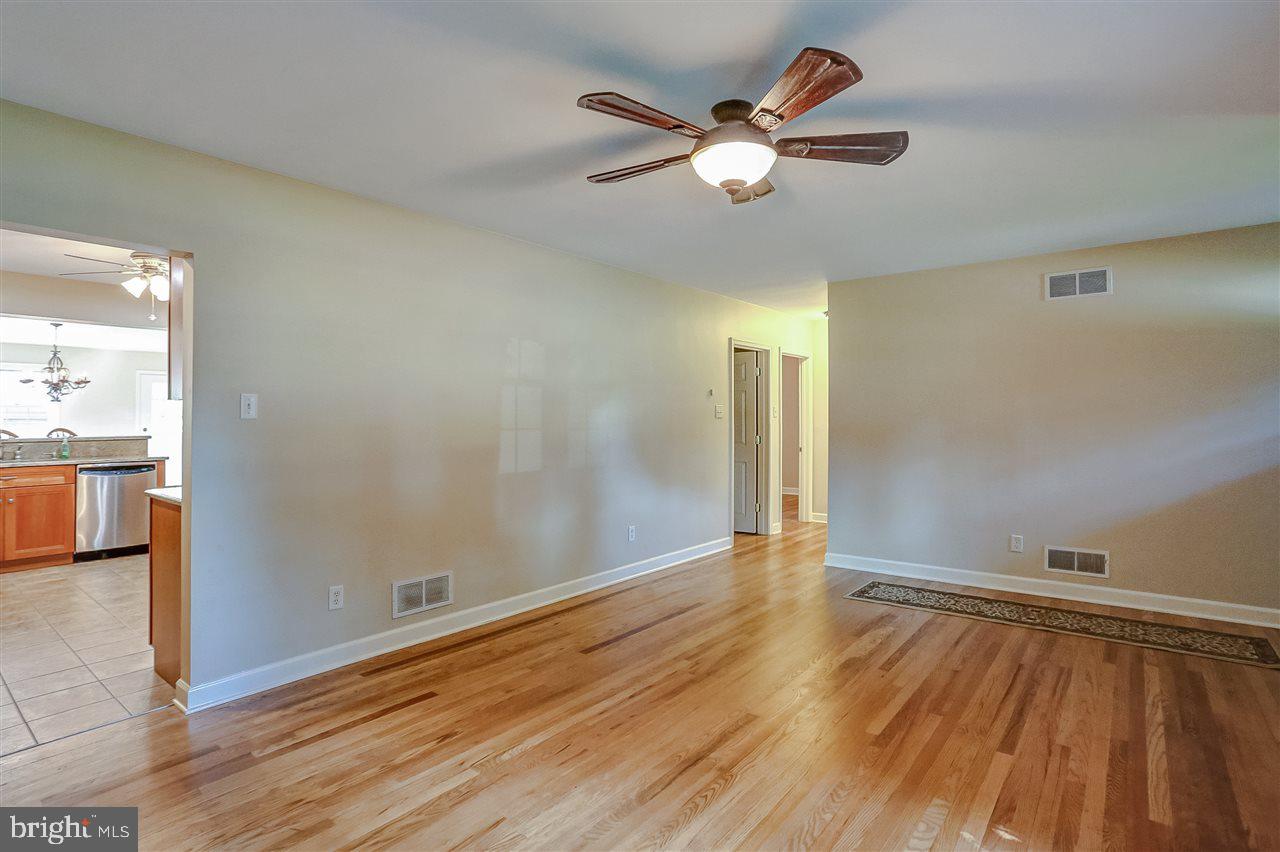 29 Runyon Road Hummelstown, PA 17036 - Photo 8 of 25