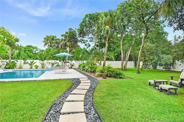 $1,145,000 | 121 Eden Creek Lane, Jensen Beach, FL 34957