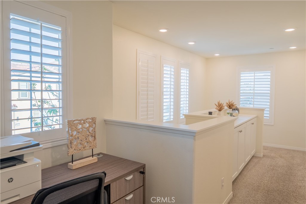 7927 Griffith Peak Street Riverside, CA 92507 - Photo 12 of 28 Hallway