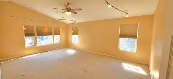 $925,000 | 829 Clover Ridge Lane, Itasca, IL 60143