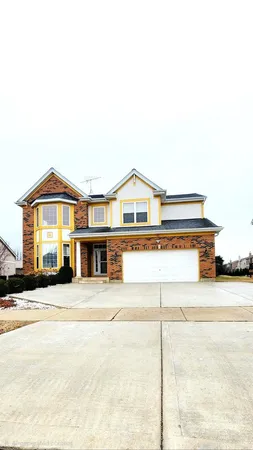 $925,000 | 829 Clover Ridge Lane, Itasca, IL 60143