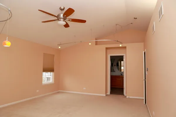 $925,000 | 829 Clover Ridge Lane, Itasca, IL 60143