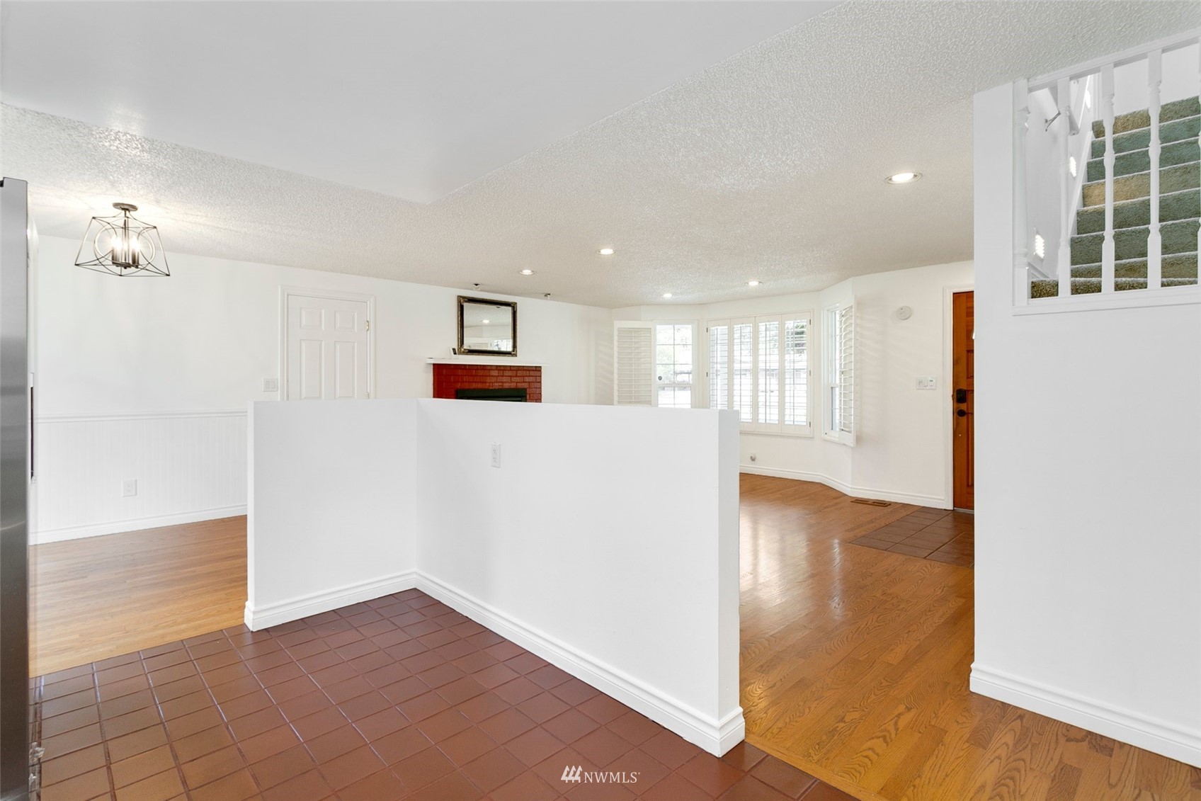 20605 Southeast 159th Street Renton, WA 98059 - Photo 11 of 40