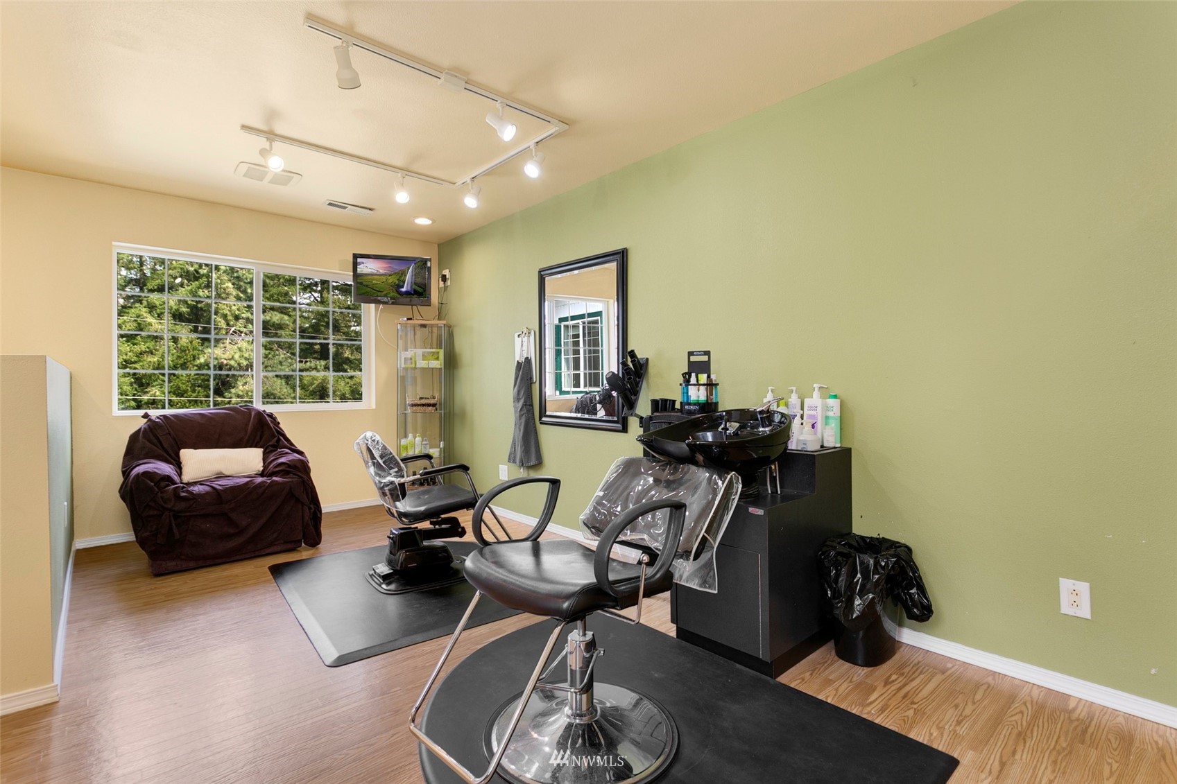 20605 Southeast 159th Street Renton, WA 98059 - Photo 27 of 40