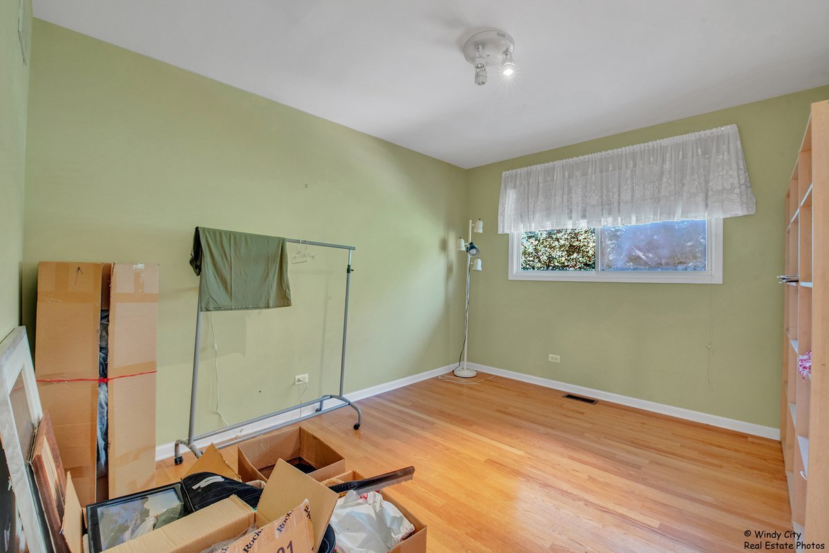 152 May Street Addison, IL 60101 - Photo 11 of 17