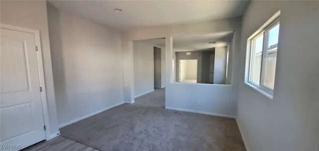 $2,123 | 5846 Steinbeck Vly Street, Las Vegas, NV 89113