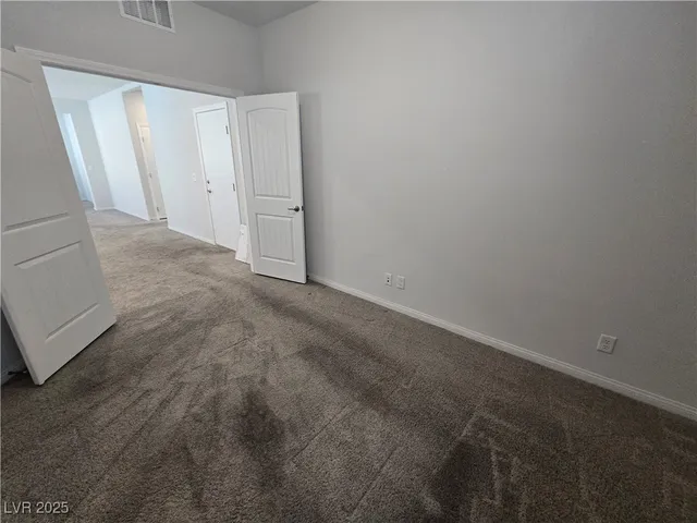 $2,123 | 5846 Steinbeck Vly Street, Las Vegas, NV 89113