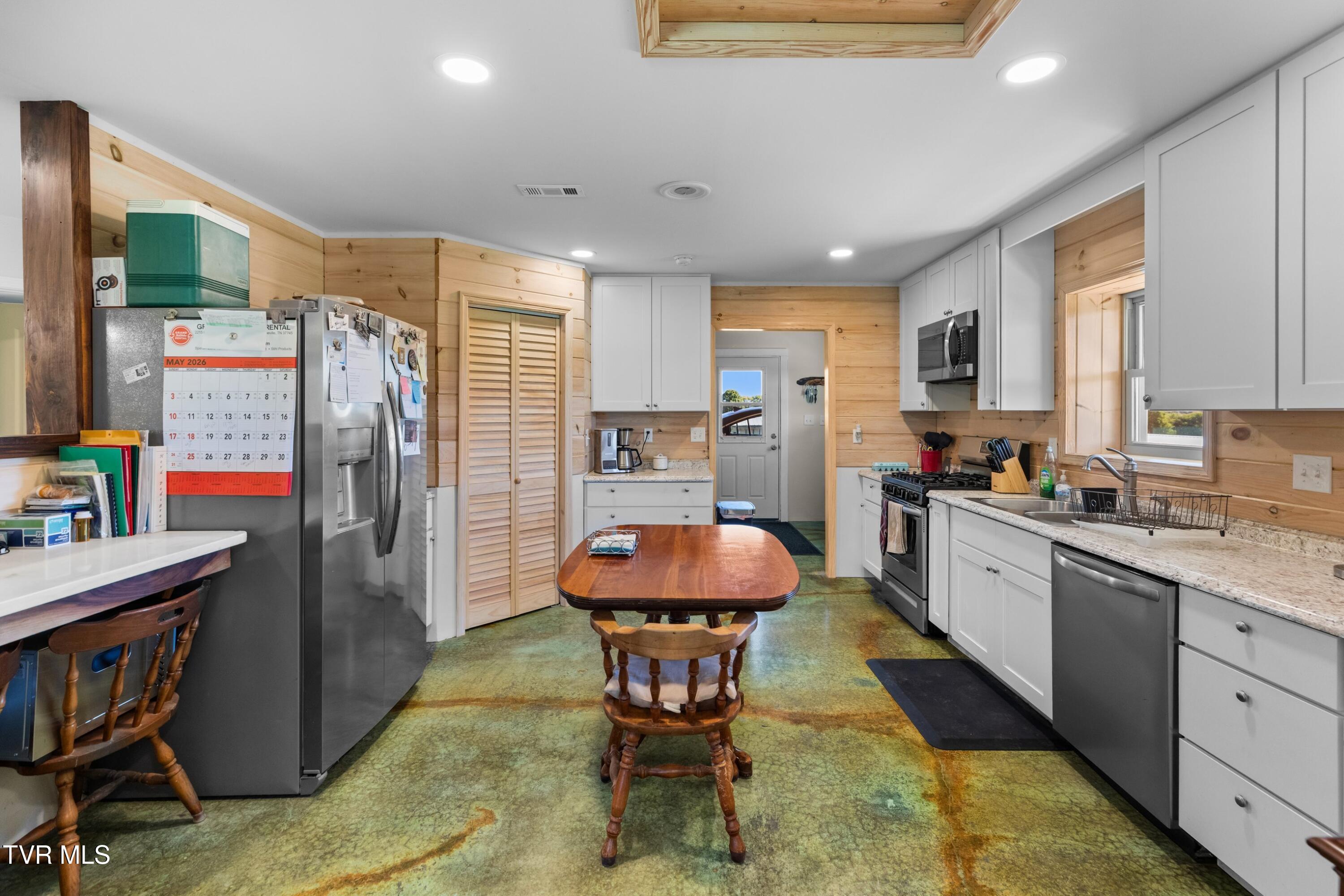 1945 Brown Springs Road Greeneville, TN 37743 - Photo 12 of 47 012-1945BrownSpringsRd-Greeneville-37743