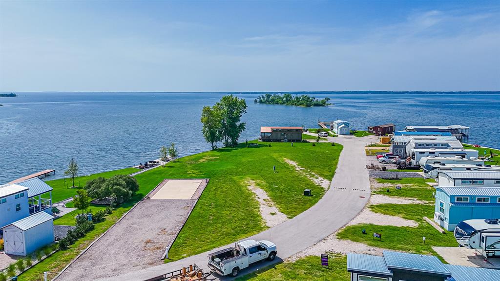 6447 Peninsula Road Kerens, TX 75144 - Photo 4 of 23