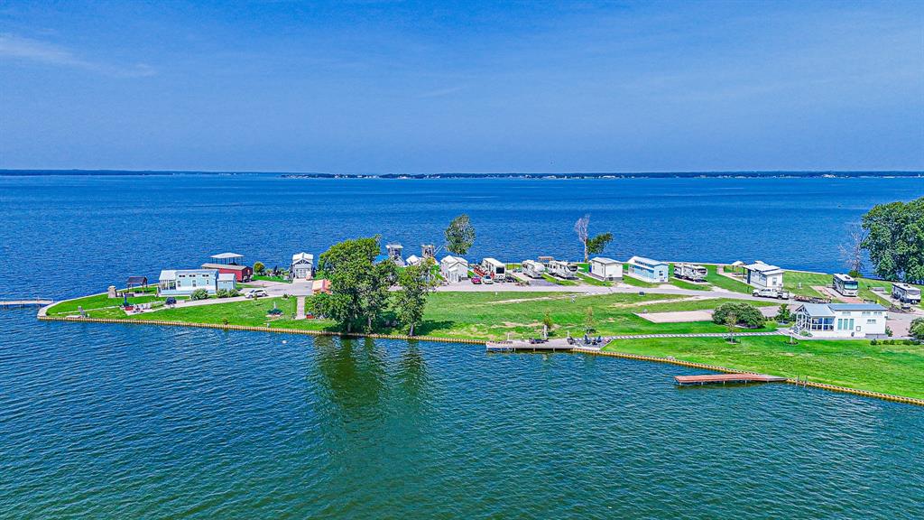 6447 Peninsula Road Kerens, TX 75144 - Photo 5 of 23