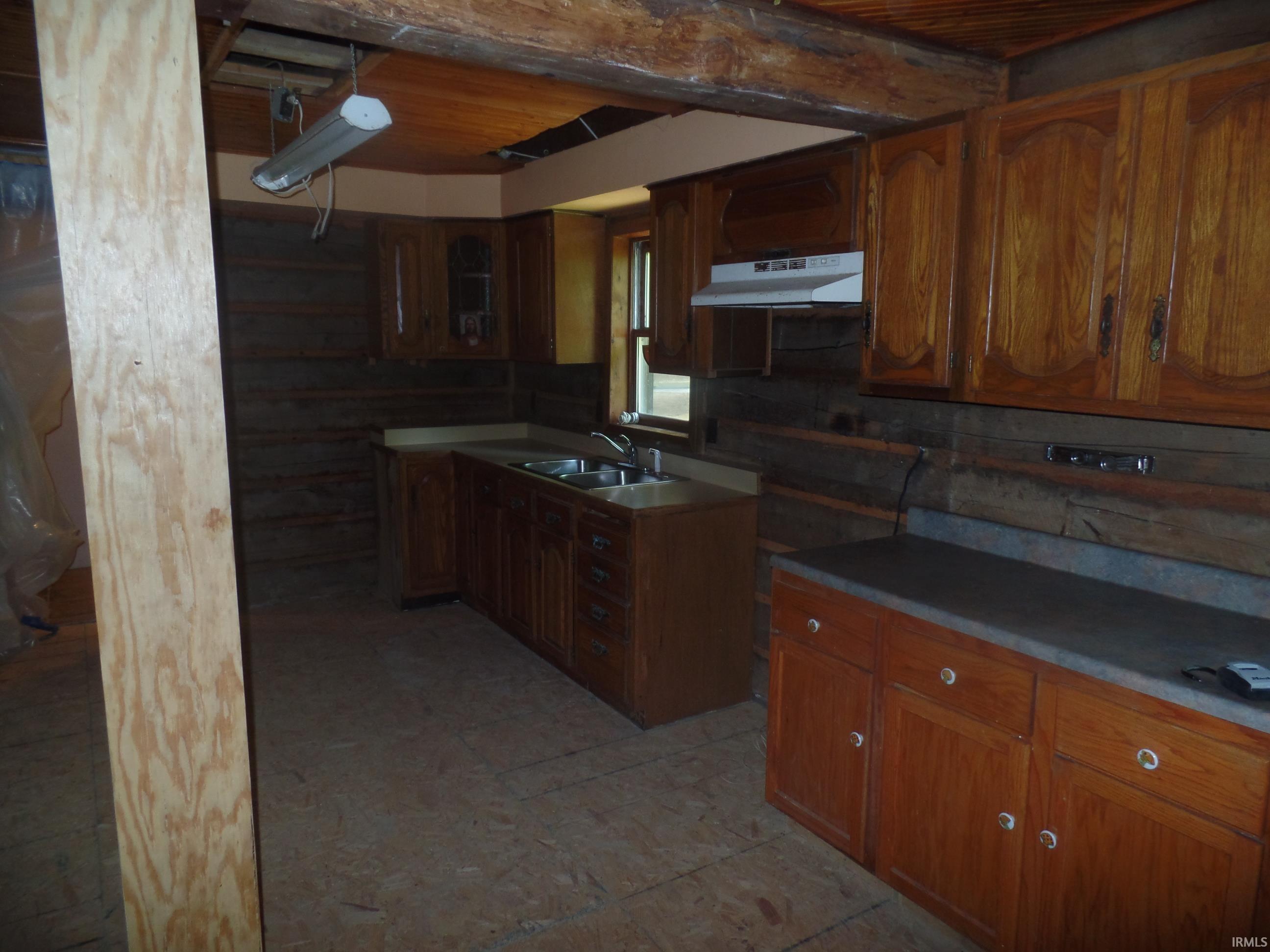 4367 South Dry Branch Road Bloomfield, IN 47424 - Photo 3 of 19 Gallery Image 3