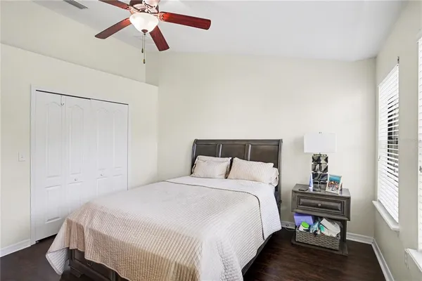 $307,000 | 5520 Kinglethill Drive, Lithia, FL 33547