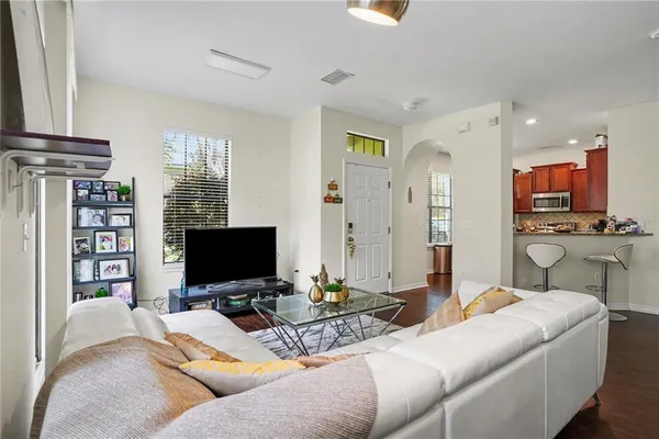 $307,000 | 5520 Kinglethill Drive, Lithia, FL 33547