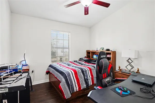 $307,000 | 5520 Kinglethill Drive, Lithia, FL 33547