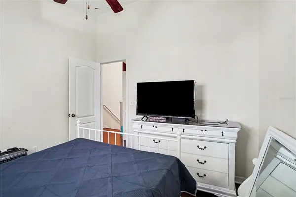 $307,000 | 5520 Kinglethill Drive, Lithia, FL 33547