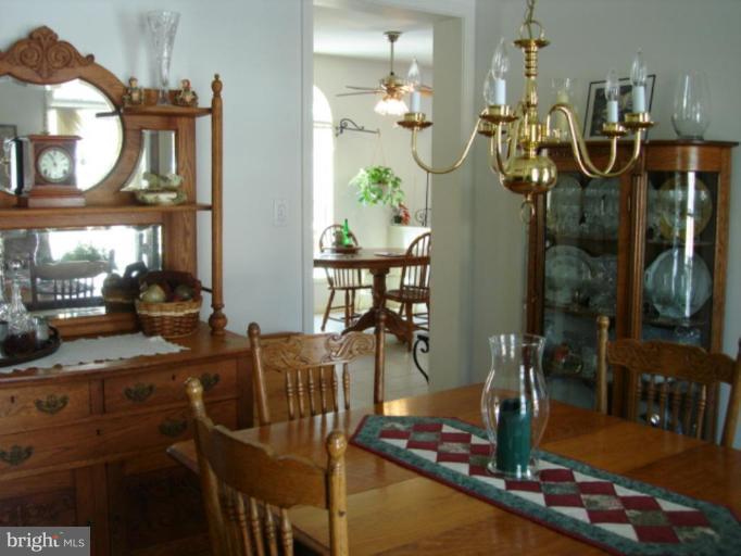 3924 Rhode Harbor Road Edgewater, MD 21037 - Photo 5 of 29 Dining Room #2