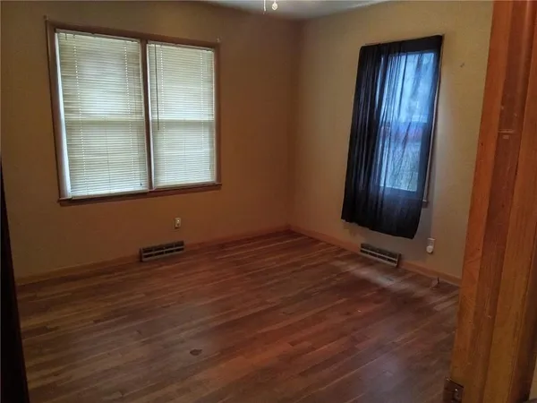 $165,000 | 925 North Elm Street, Nevada, MO 64772