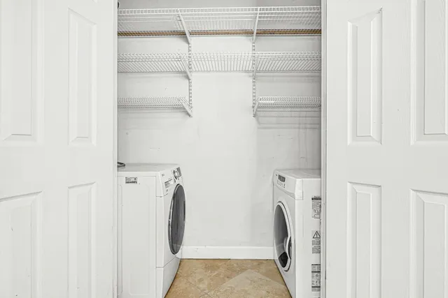 $950 | 3224 Timmons Lane, Unit 130, Houston, TX 77027