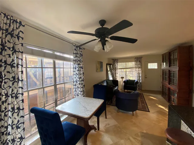 $950 | 3224 Timmons Lane, Unit 130, Houston, TX 77027