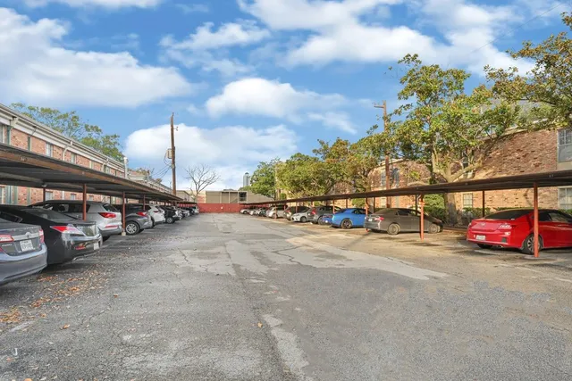 $950 | 3224 Timmons Lane, Unit 130, Houston, TX 77027