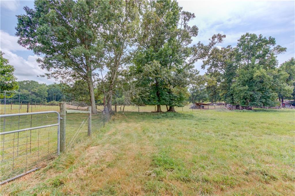 2085 Jones Phillips Road Dacula, GA 30019 - Photo 13 of 71 Gallery Image 13