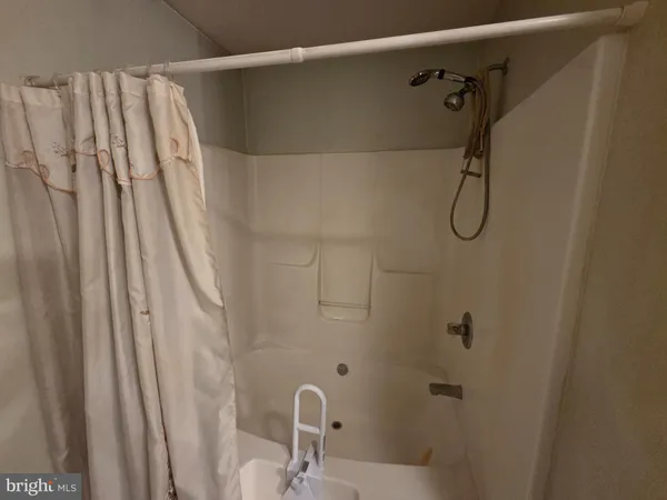 $324,999 | 124 Hagersville Road, Salem, NJ 08079