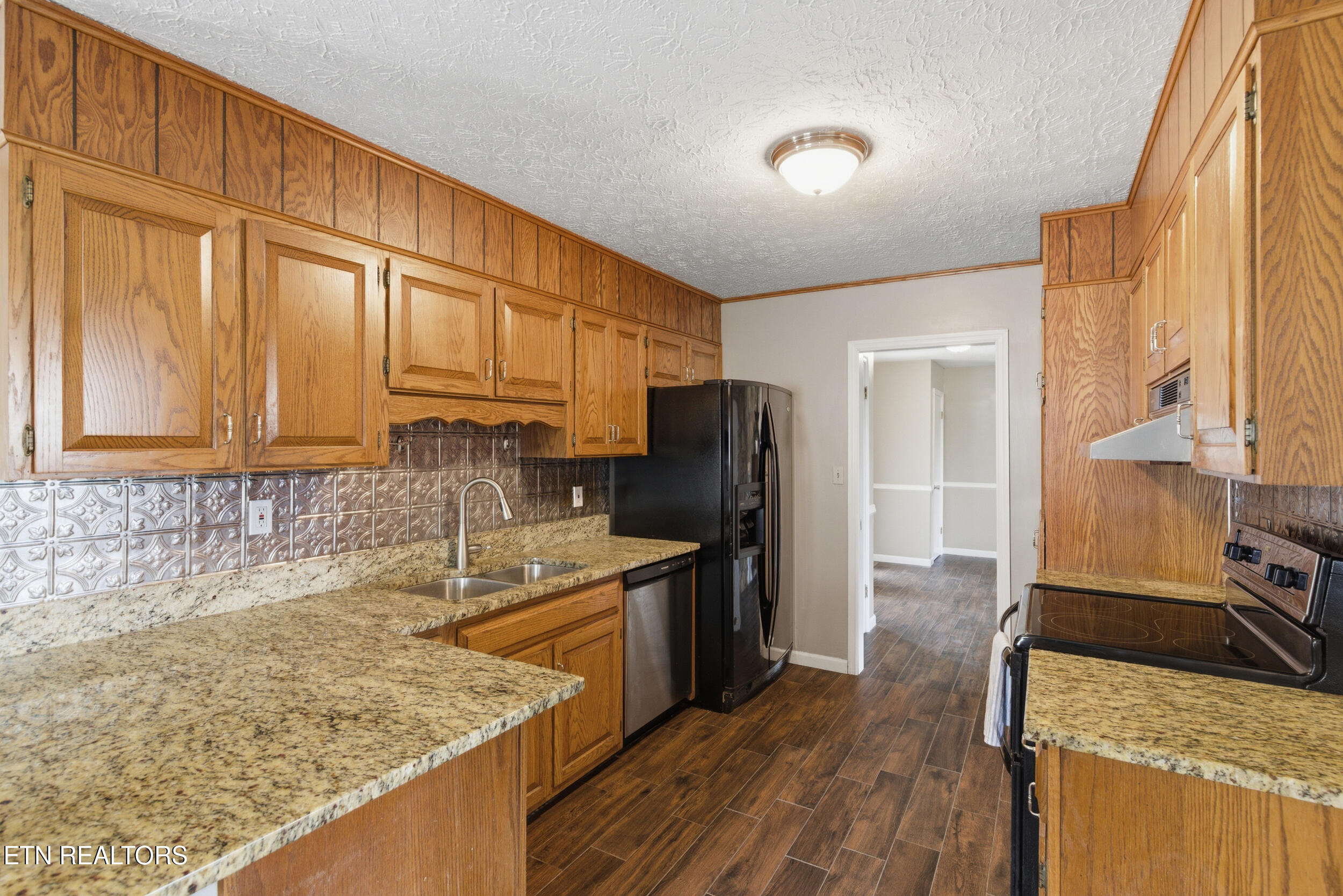 127 Evans Road Greenback, TN 37742 - Photo 25 of 43 27_127_evans_rd_0074