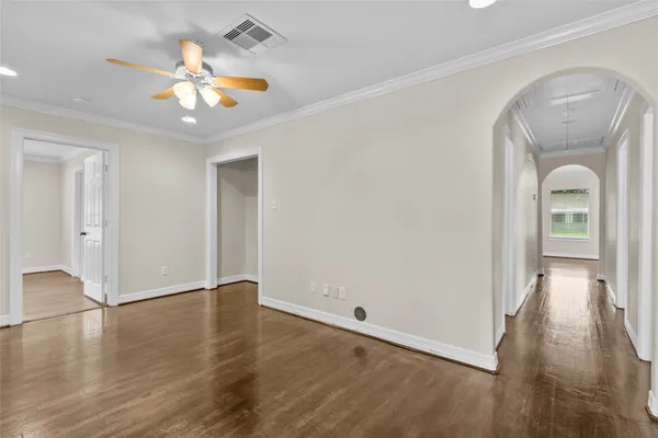 $246,999 | 804 Valerie Avenue, Pasadena, TX 77502