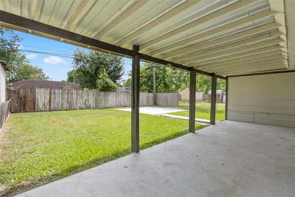 $246,999 | 804 Valerie Avenue, Pasadena, TX 77502