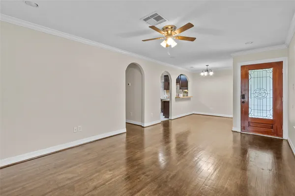 $246,999 | 804 Valerie Avenue, Pasadena, TX 77502