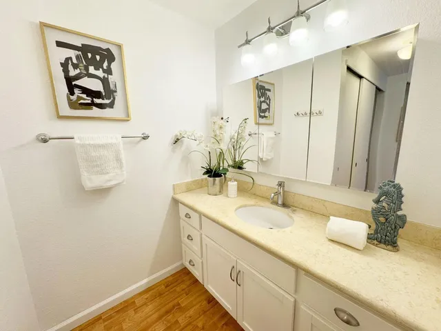 $305,000 | 763 Franklin Street, Unit 420, Oakland, CA 94607