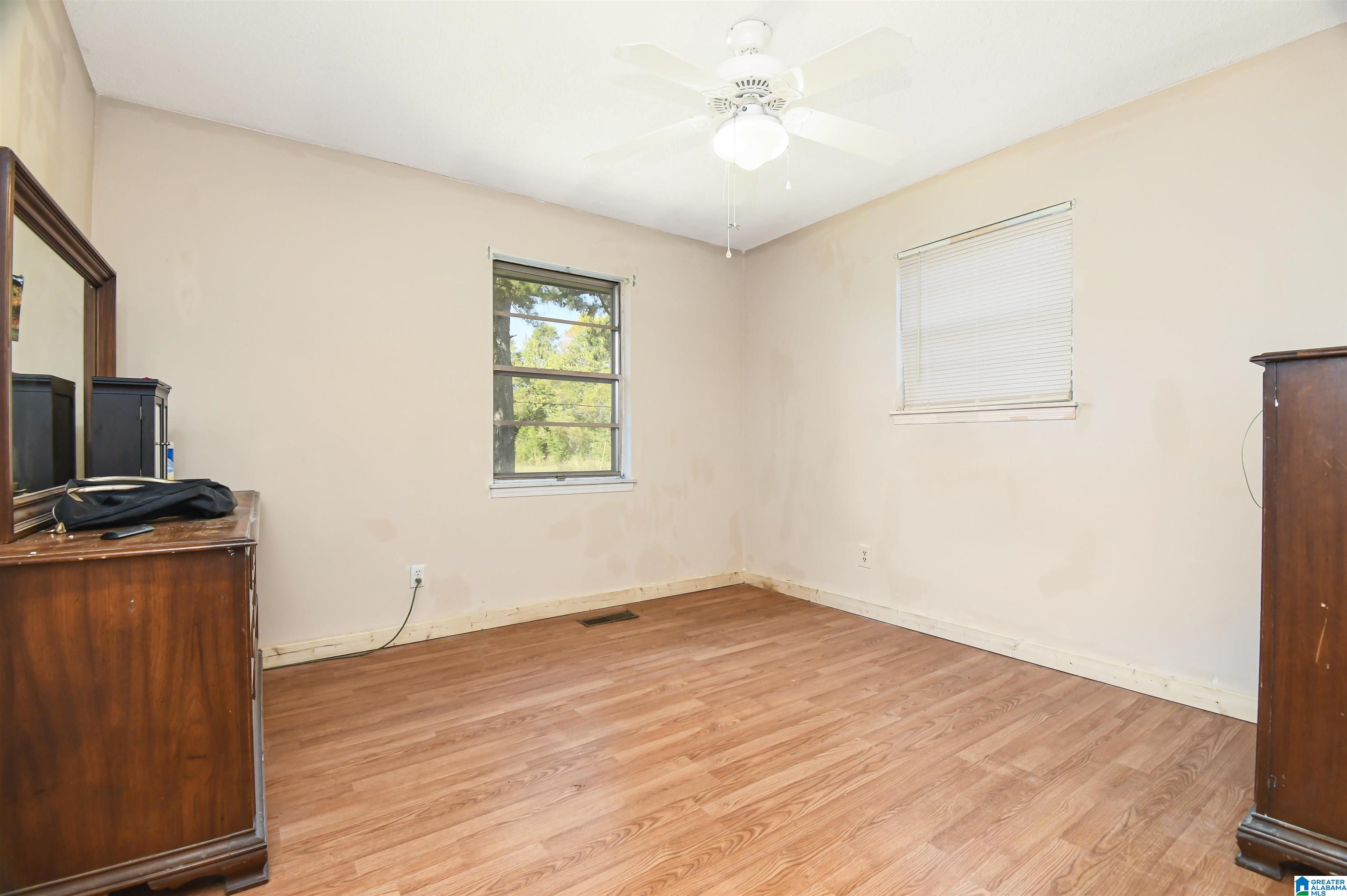 737 Main Street Jemison, AL 35085 - Photo 9 of 17
