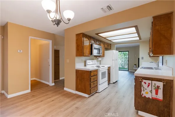 $489,700 | 17 Green Court, Paso Robles, CA 93446