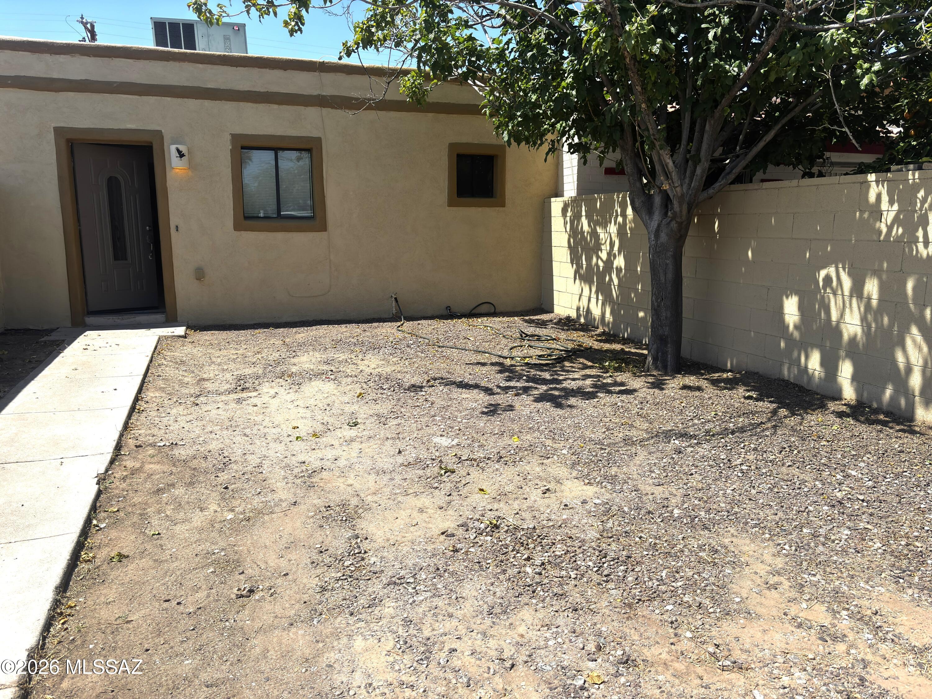 3658 East March Place Tucson, AZ 85713 - Photo 2 of 12 IMG_3316