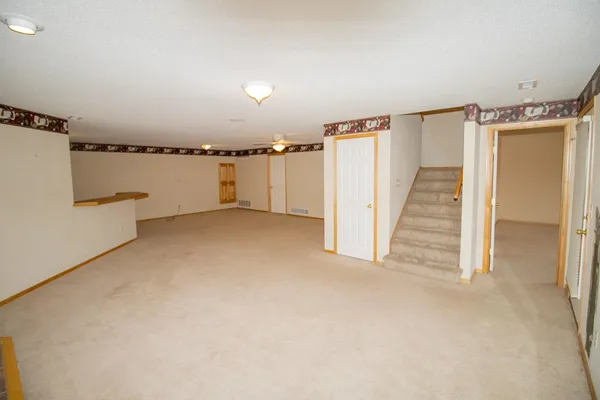 $289,900 | 2255 North Lakeway Circle, Wichita, KS 67205