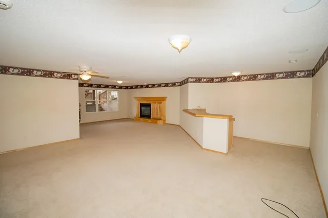 $289,900 | 2255 North Lakeway Circle, Wichita, KS 67205