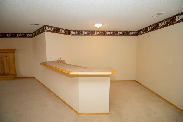 $289,900 | 2255 North Lakeway Circle, Wichita, KS 67205