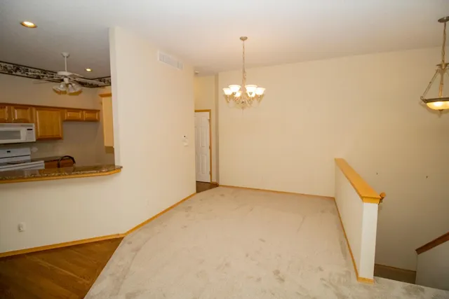 $289,900 | 2255 North Lakeway Circle, Wichita, KS 67205