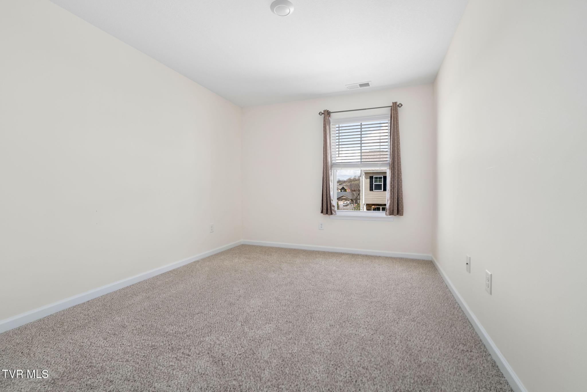 859 Barley Loop Jonesborough, TN 37659 - Photo 24 of 44 859 Barley Loop (34 of 44)