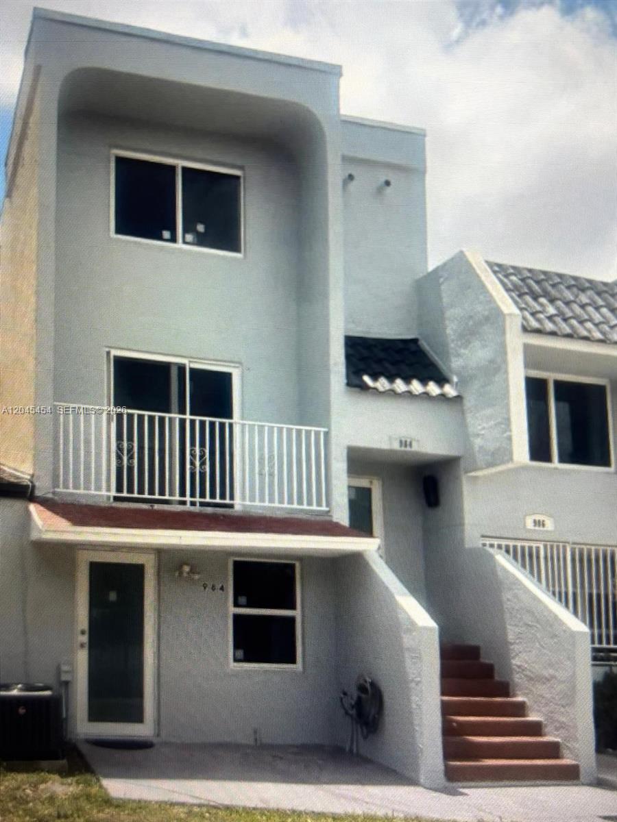 984 West 40th Street, Unit 2 Hialeah, FL 33012 - Photo 1 of 22