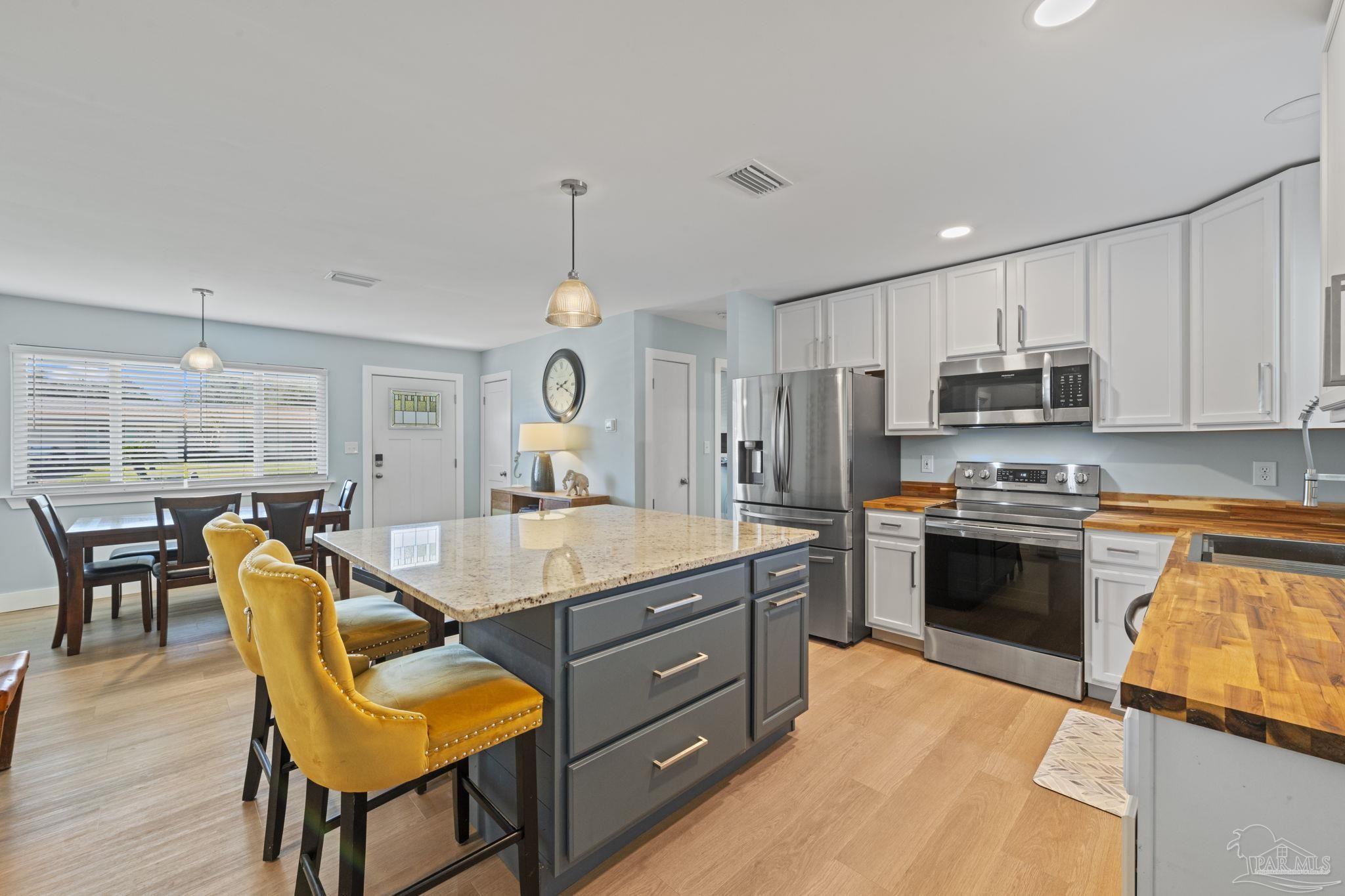 8494 Olympia Road Pensacola, FL 32514 - Photo 4 of 50