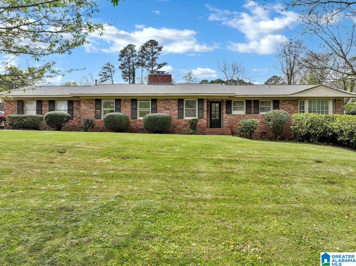 903 Briarcliff Road Northeast Cullman, AL 35055 - Photo 1 of 32