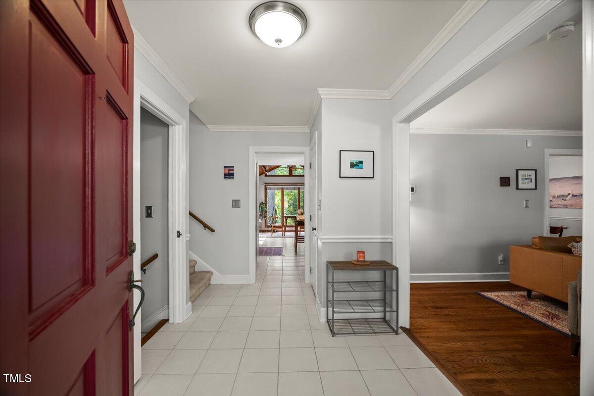 6117 Dodsworth Drive Raleigh, NC 27612 - Photo 4 of 54 07-P1064761