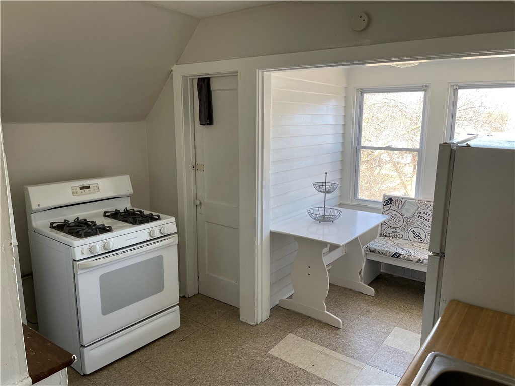 1560 East Main Street Rochester, NY 14609 - Photo 21 of 34