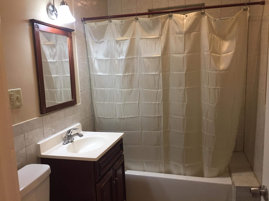 25 Wainwright Street, Unit 1 Boston, MA 02124 - Photo 4 of 8