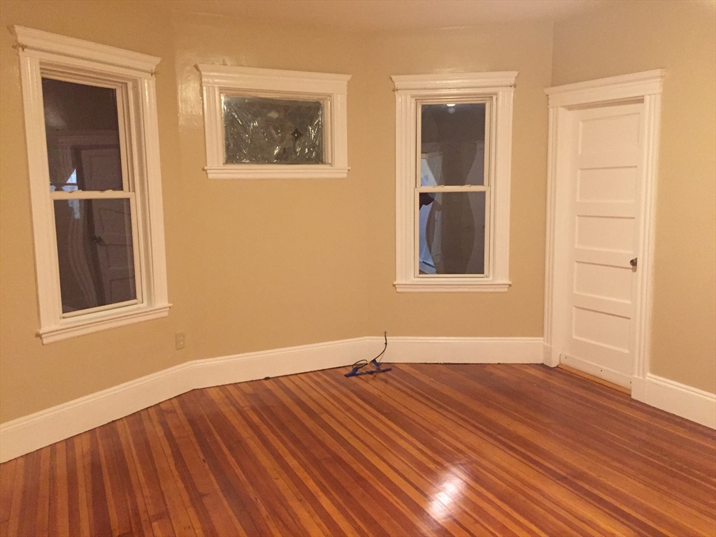 25 Wainwright Street, Unit 1 Boston, MA 02124 - Photo 5 of 8