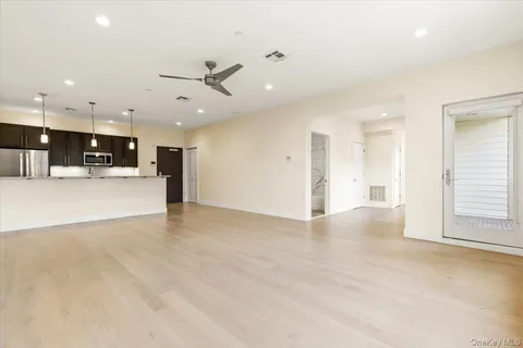 $599,000 | 30 Beekman Street, Unit 207, Beacon, NY 12508