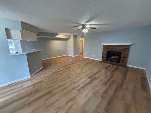 $2,000 | 5025 Winder Court, Unit C, North Richland Hills, TX 76180