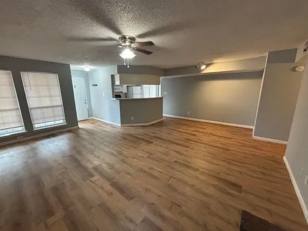 $2,000 | 5025 Winder Court, Unit C, North Richland Hills, TX 76180