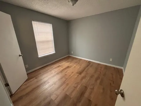 $2,000 | 5025 Winder Court, Unit C, North Richland Hills, TX 76180